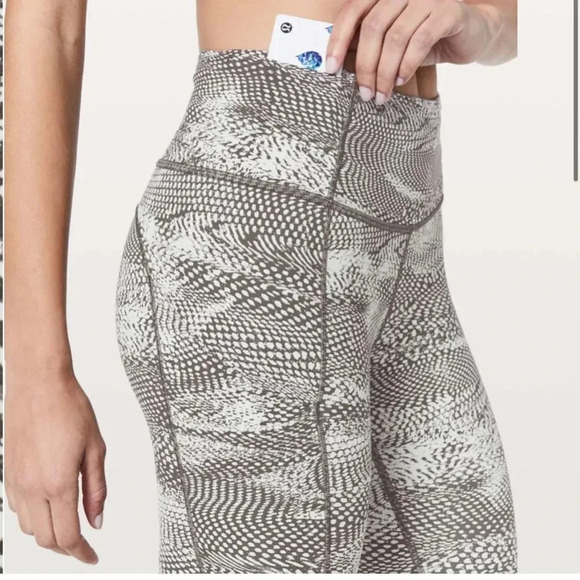 Lululemon Fast & Free Swerve Vapor Metal Grey Pant - Picture 3 of 14